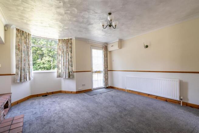 3 bed Terraced for sale Image 6