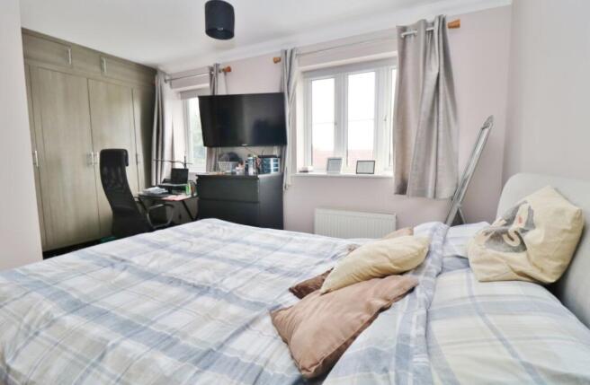 Photo 12