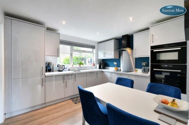 kitchen_5556.jpg