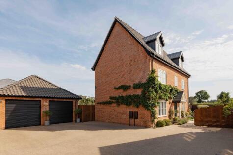 Magpie Close, Holt, Norfolk