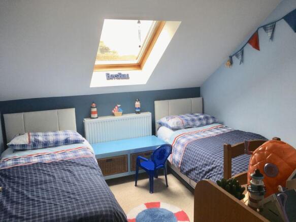 Photo 12