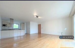 3, Freshmans House, Queen Mary Avenue, South Woodford, London E18 2FD