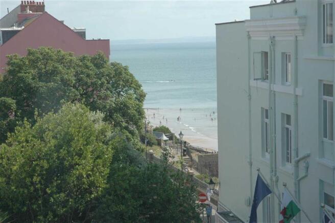 LOUNGE SEA VIEW
