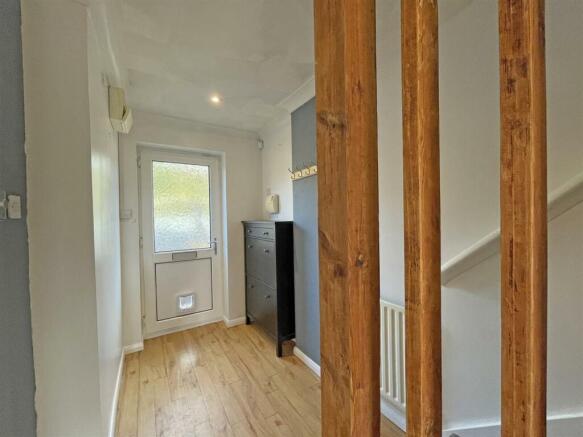 Westbury Close 68 - Entrance Hall.jpg