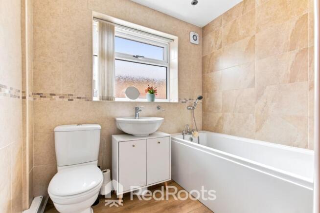 2 bed Bungalow for sale Image 8