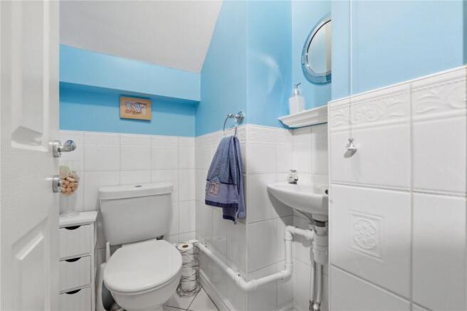 4 bed Terraced for sale Image 12