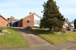 20, Hinksford Gardens, Swindon DY3 4NX