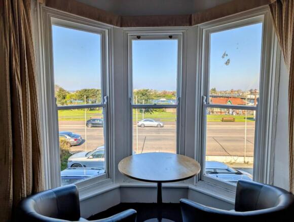 Bay Window T202504021351.jpg