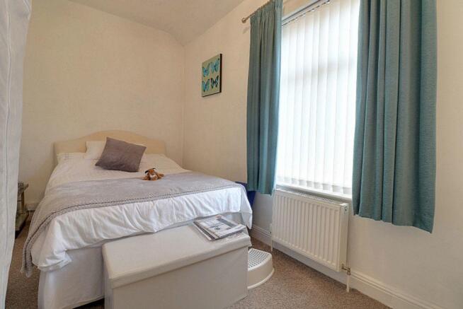 Bedroom 2 (Double)