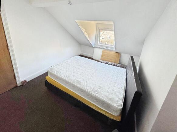 e7df58e5-WhatsApp 20