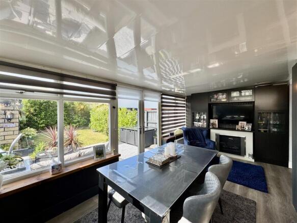 3 bed Semi-Detached for sale Image 12