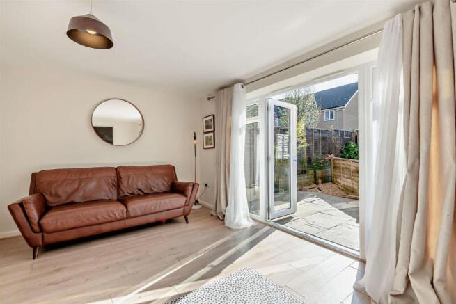 8686830-interior02-800.jpg
