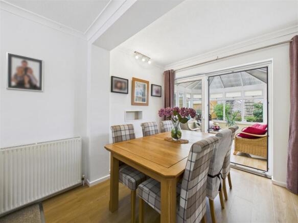 Landseer Close, Dronfield photo 2