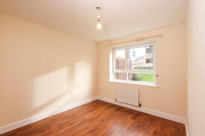 2 bed Apartment to rent Image 5