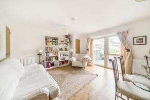 Flat 12, 40, Harefields, Oxford OX2 8FX