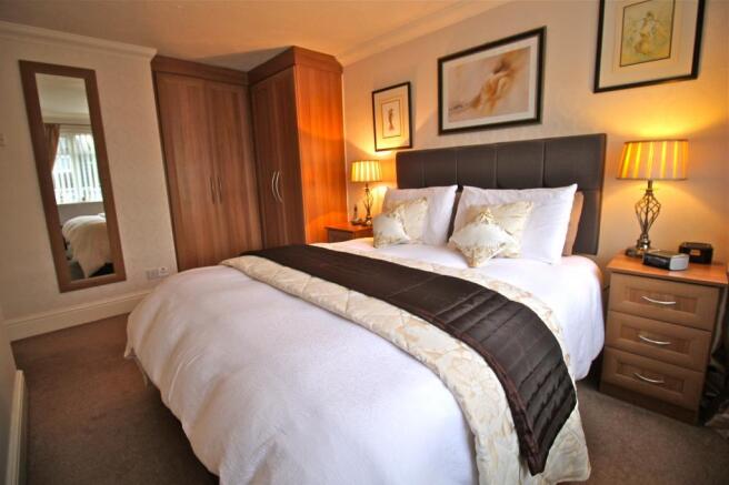 Bedroom 1 (Double)