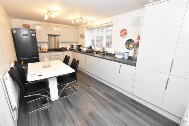 DSC_0595 - Copy (10).JPG