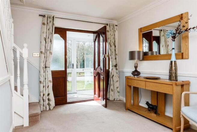 8278176-interior03.jpg