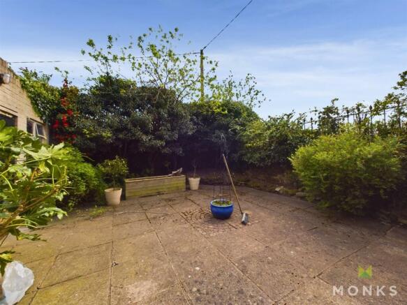 CAM01348G0-PR0387-STILL025.jpg