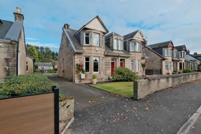 003-255 Bonkle Road Newmains ML2 9QQ.jpg