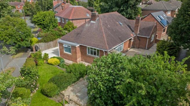 4 bed Detached Bungalow for sale in wakefield