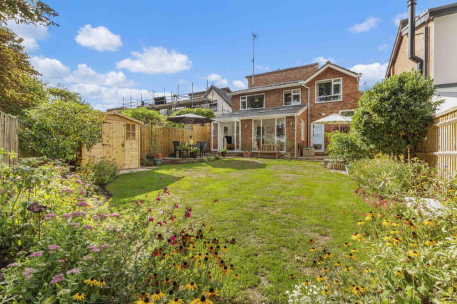 14 Quoitings Drive, SL7 2PE (LOW RES)-16