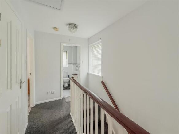 FIRST FLOOR LANDING