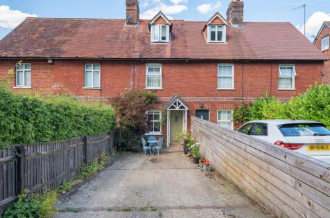 Camelsdale Road, Haslemere, West Sussex, GU27