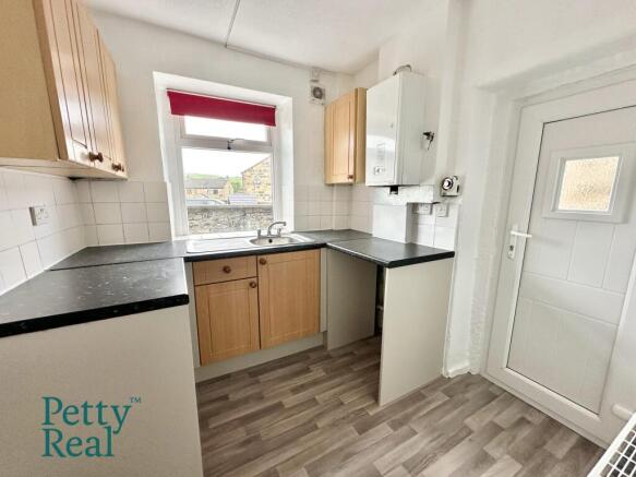 191 Keighley Road, Keighley photo 3