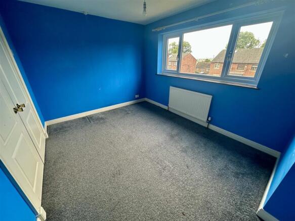 4 bed Detached to rent Image 11