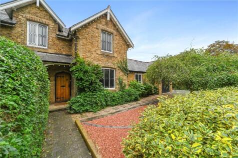 Old Road, Old Harlow, Essex, CM17