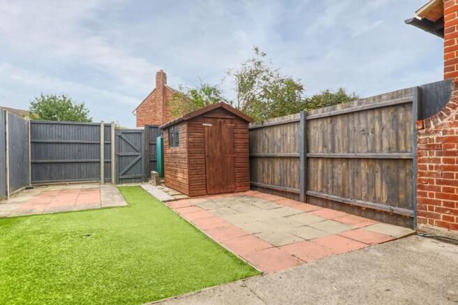 Whitehall Gardens, Duxford, CB22 photo 4