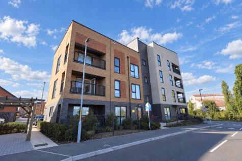 Whiting Avenue, Greenhithe, DA9 9YW