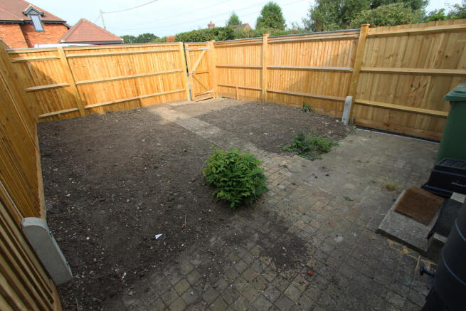 Photo 10