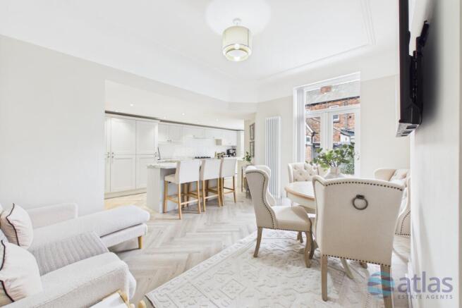 Open Plan Dining/Kitchen Space