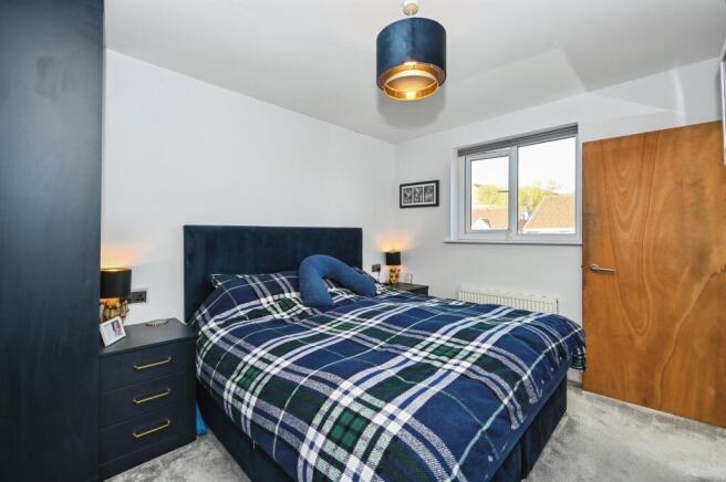 4 bed Detached for sale Image 8