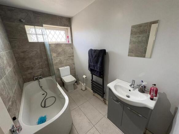 2 bed Town House for sale Image 8