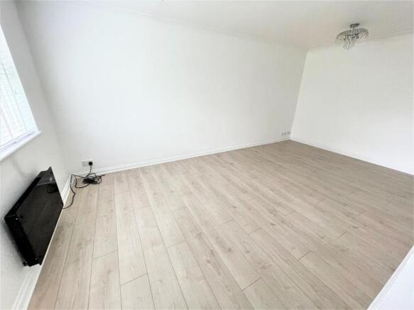 LIVING ROOM.jpg