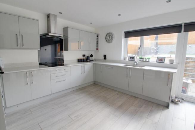 Ashford Kitchen 1