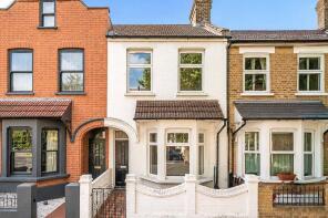 18, Cassiobury Road, London E17 7JF