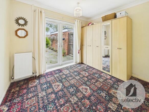 2 bed Semi-Detached Bungalow for sale Image 7