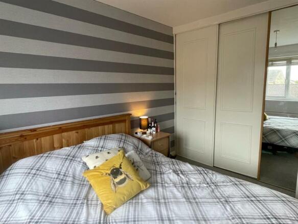 Bedroom..jpg
