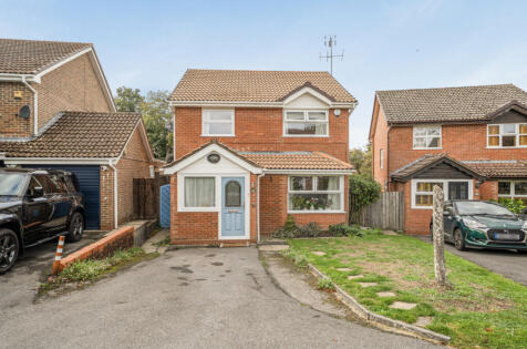 Goodwood Close, Alton, Hampshire, GU34