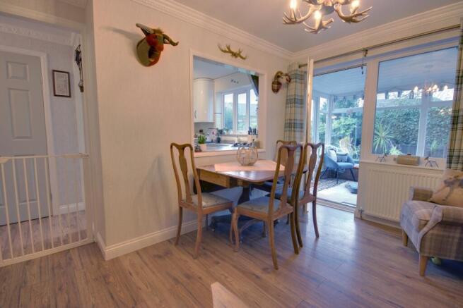 3 bed Semi-Detached for sale Image 8