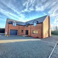 32b, New Street, Earls Barton NN6 0NN