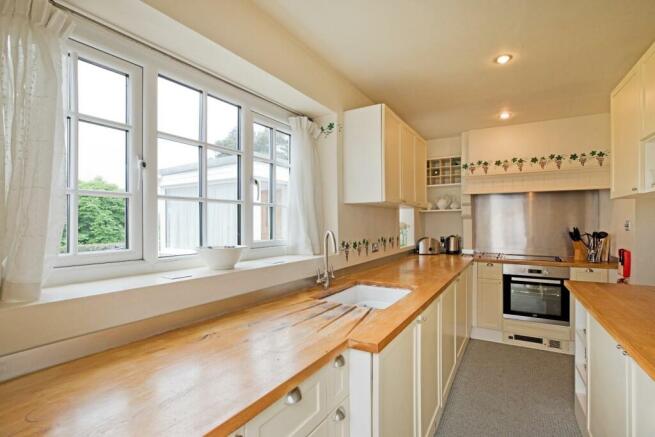 2 bed Cottage for sale Image 6