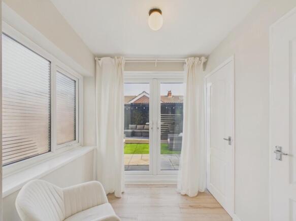 3 bed Terraced for sale Image 9