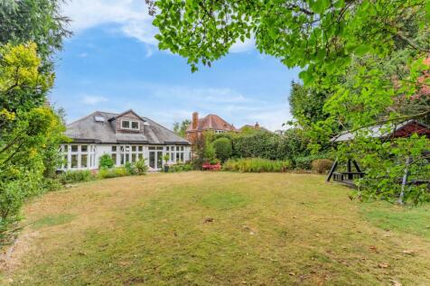 Meadowcourt Road, Leicester, LE2