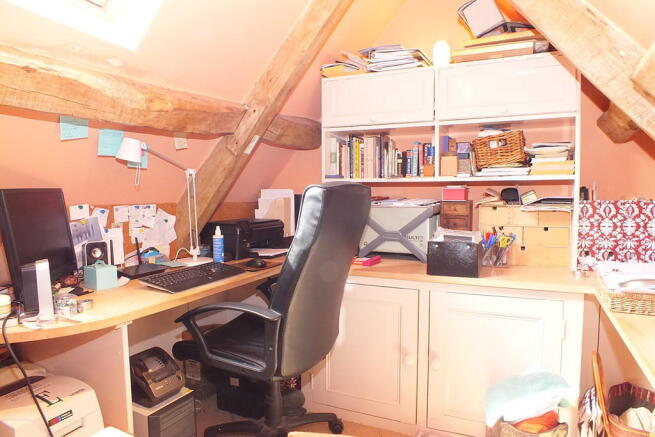 Photo 12