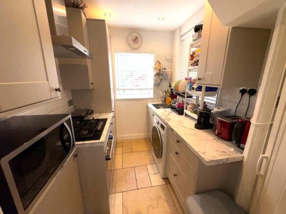 90WelbeckRoadKitc...